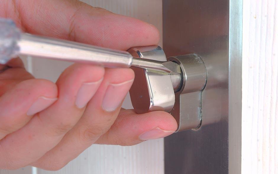 porte intérieure bloquée Paris 5